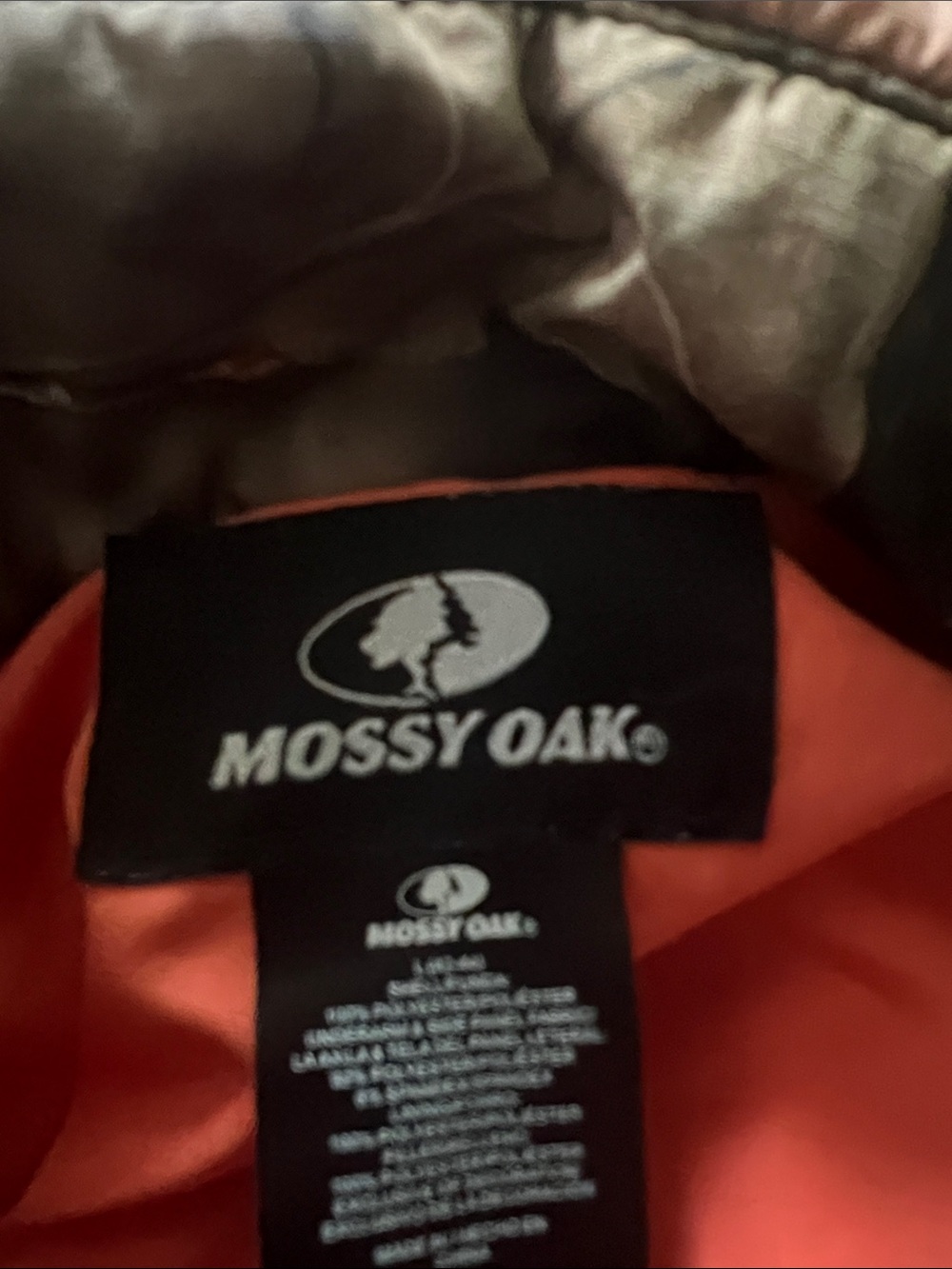 Mossy Oak ladies Camo Puffer Jacket with Olive Side Panels - Picture 2 of 5